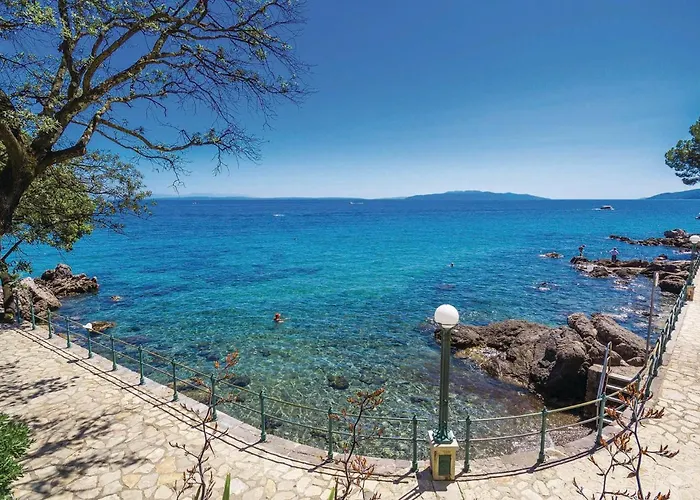 Stunning In Mladenici