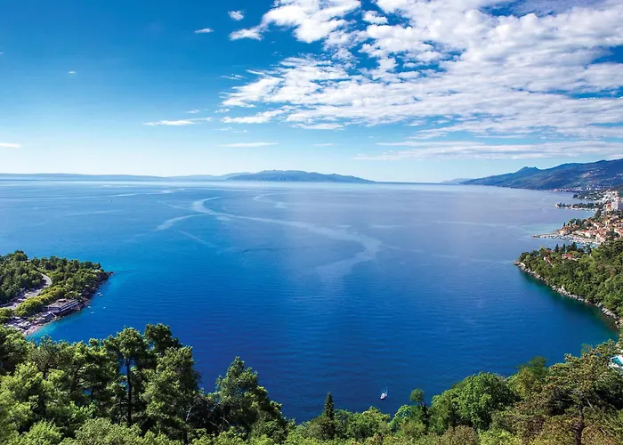 Stunning In Mladenici Apartamento *